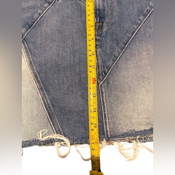 FRAME Patchwork Distressed Mix Denim Mini Fringe Skirt, size 28 - Picture 6 of 10